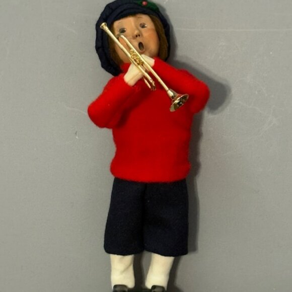 Vintage Byers Choice Carolers Christmas Figurine Chalfont Boy Band Trumpet Bugle - Picture 1 of 4